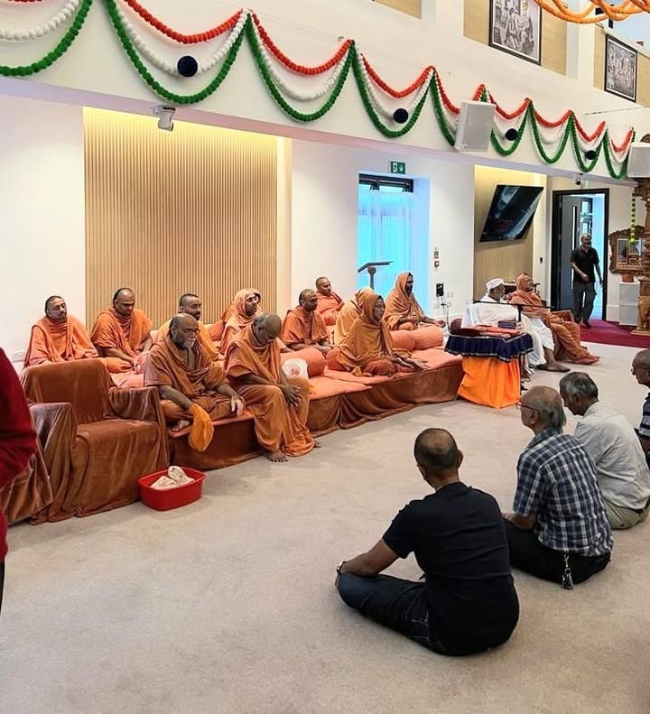 Jay Shree Swaminarayan! We are blessed to have darshan of our Bhuj San...